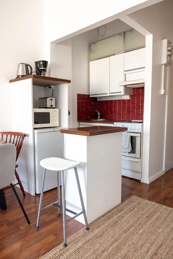 2Ndhomes Cozy Helsinki Center Studio With Park View Esterno foto