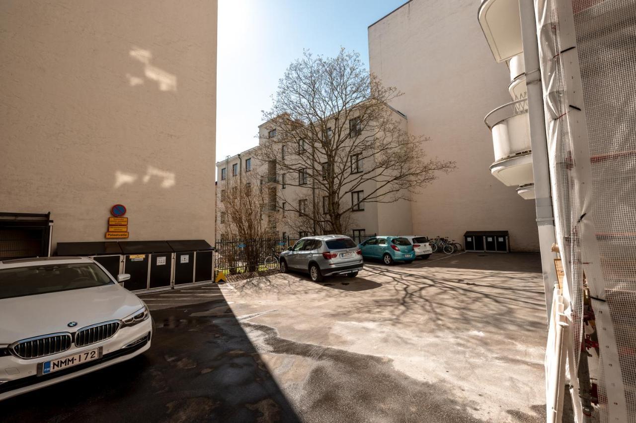 2Ndhomes Cozy Helsinki Center Studio With Park View Esterno foto